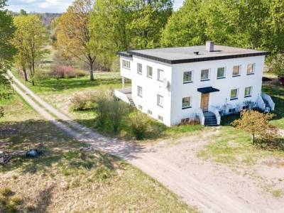 L&auml;genhet 9rum Halland Laholms kommun H&ouml;garydsv&auml;gen 48
