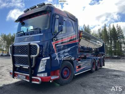 Volvo FH84 TR Truck with Spreader